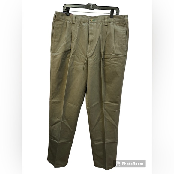 Tommy Hilfiger Other - Tommy Hilfiger Men’s Kahki Pants Green Size 38 x 34